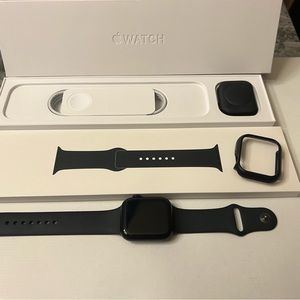 Apple Watch Series 7 45mm GPS Edition